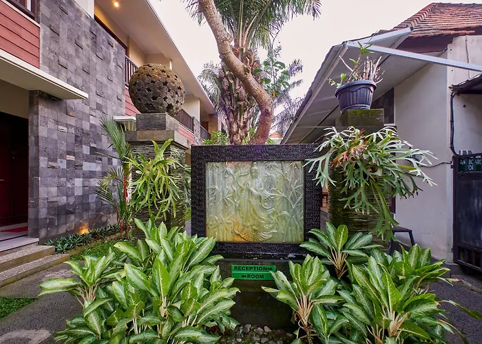 U Tube Hotel 3*